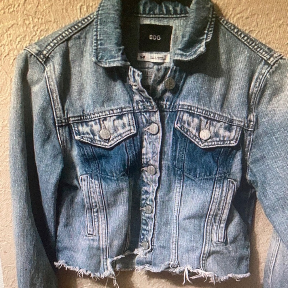 BDG Light Blue Frayed Hem Cropped Denim Jacket